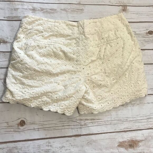 Ann Taylor LOFT Shorts Size 2 White Cream Eyelet - Picture 10 of 15